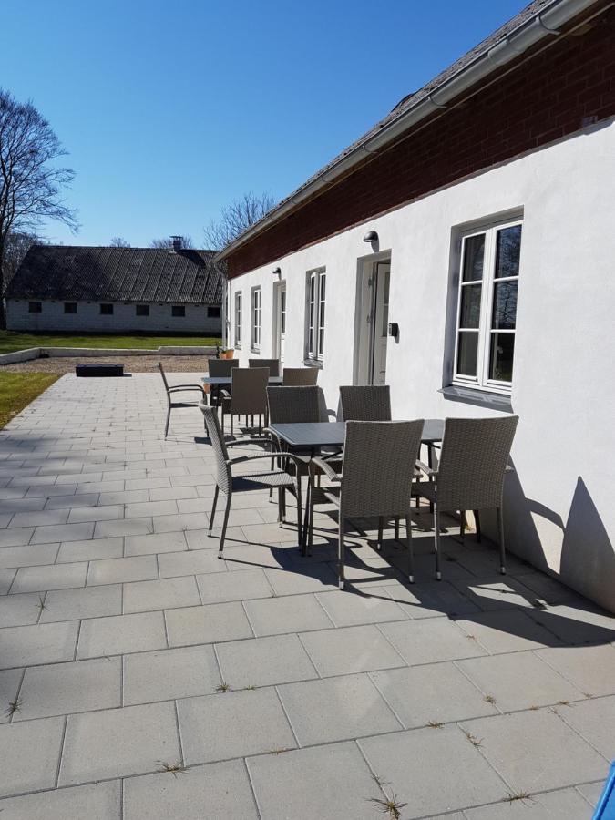 Skovlund Apartments Bredsten  Exteriör bild